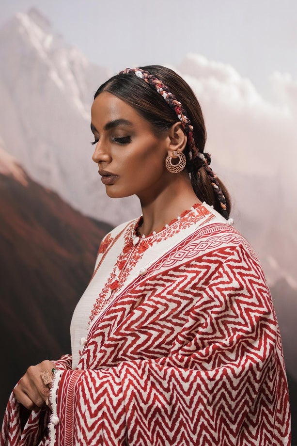 19A | Sana Safinaz | Mahay Winter Collection 2022
