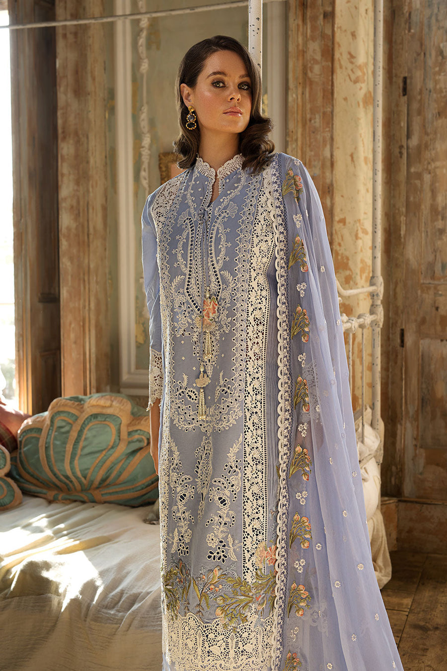 1B | Sobia Nazir | Luxury Lawn 2023