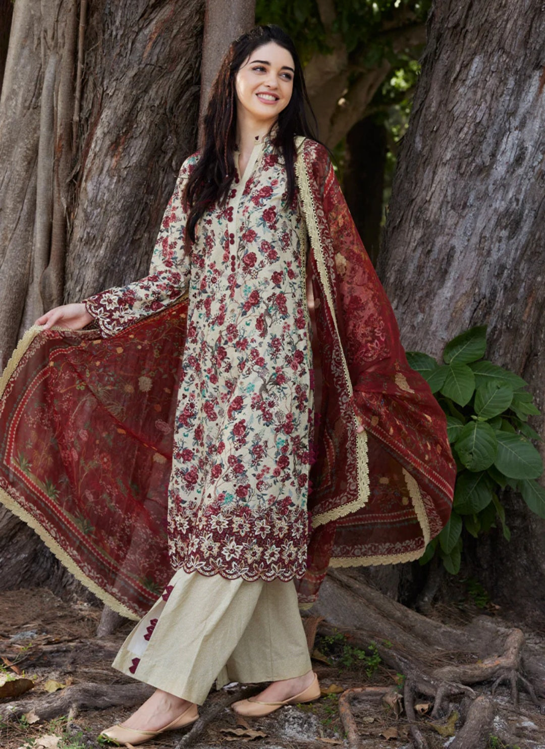 Tania | Image | Spring Printkari® Lawn Collection’23