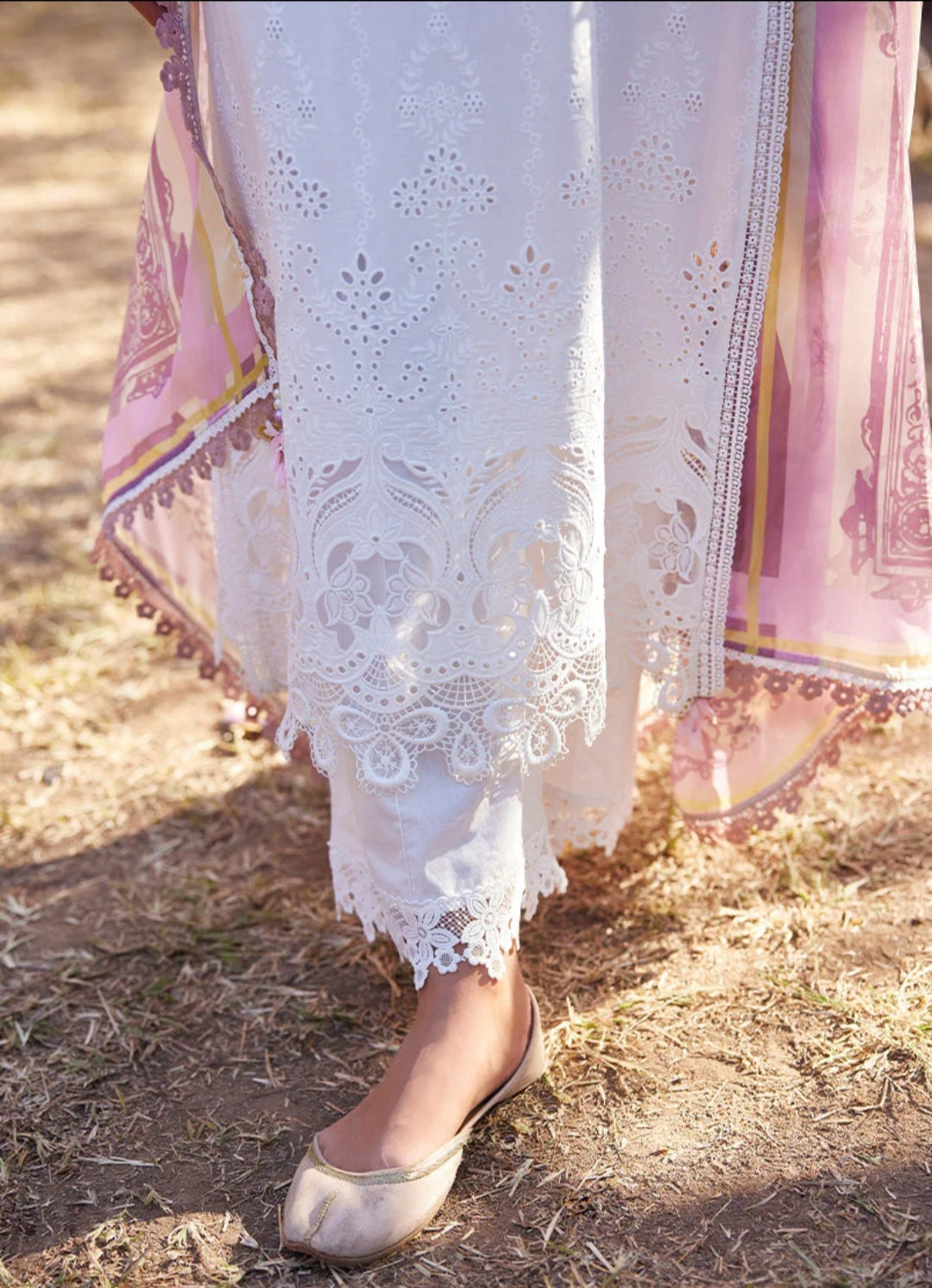 Laleh | Image | Lawnkari® ’Collection 2023