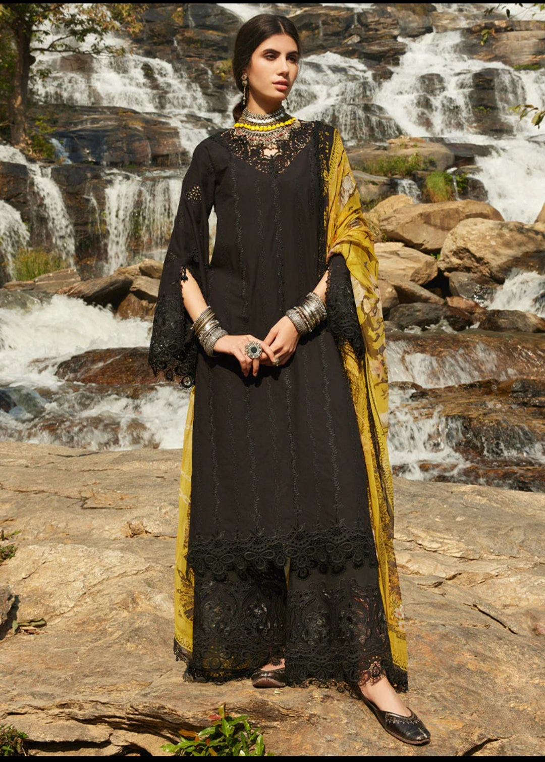 Cemile | Image | Lawnkari® ’Collection 2023