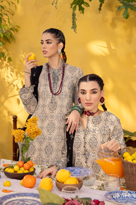 IL-02 - Gaia | Iznik |  Spring Edit Ilaria Lawn 2023