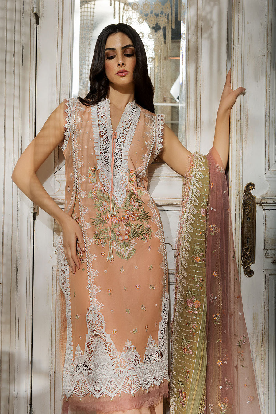 2A | Sobia Nazir | Luxury Lawn 2023