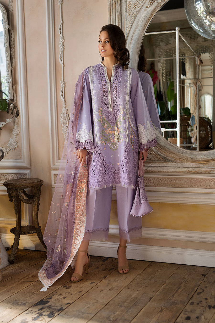 2B | Sobia Nazir | Luxury Lawn 2023
