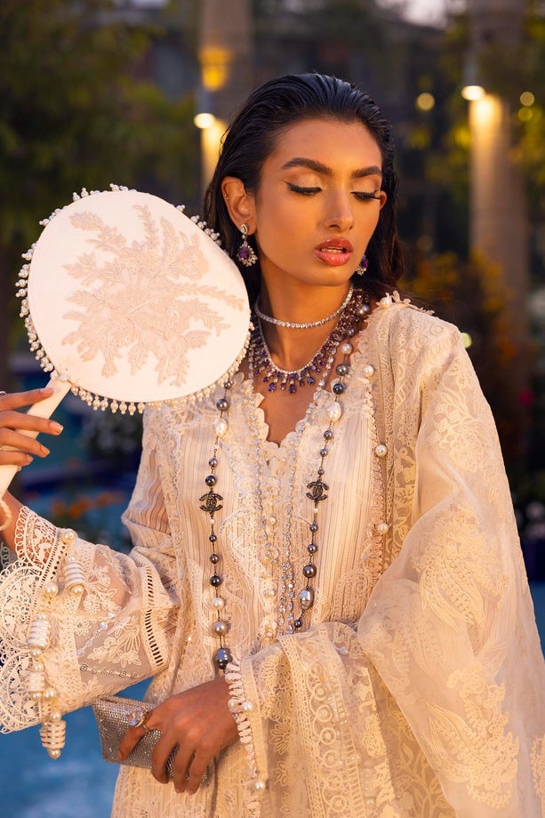 5A | Sana Safinaz | Luxury Lawn 2022