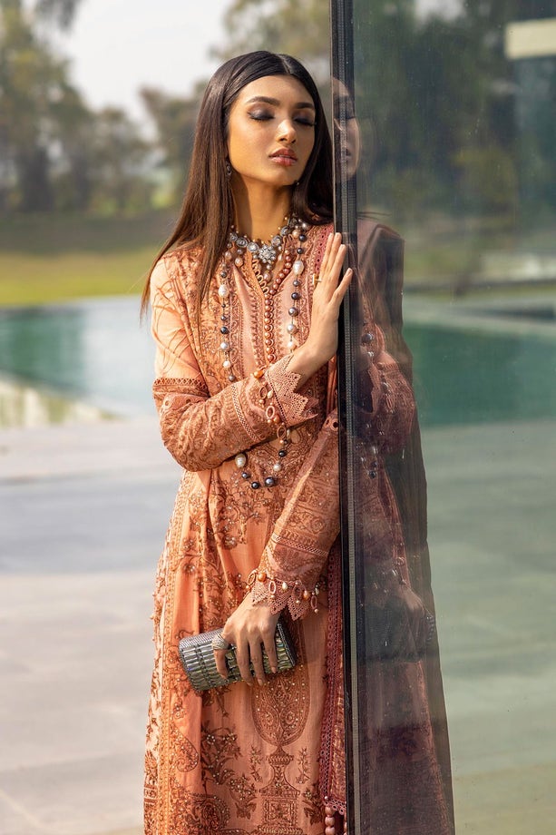 7A | Sana Safinaz | Luxury Lawn 2022