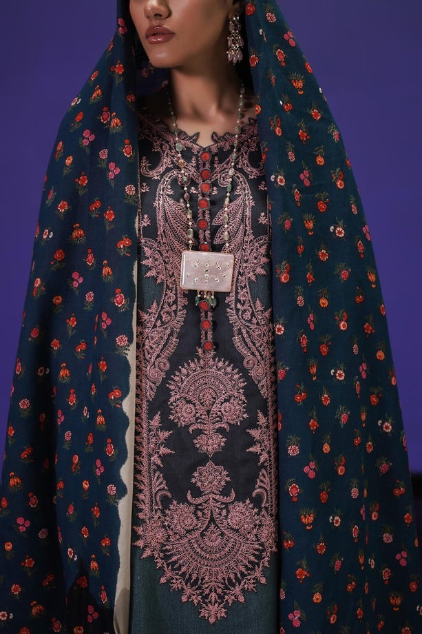 7B | Sana Safinaz | Mahay Winter Collection 2022