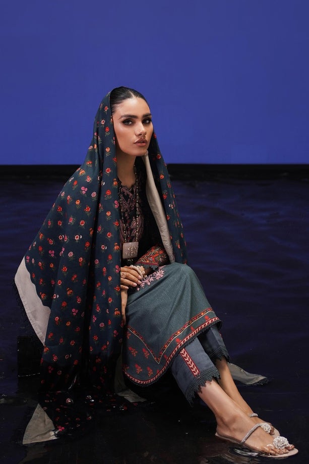 7B | Sana Safinaz | Mahay Winter Collection 2022
