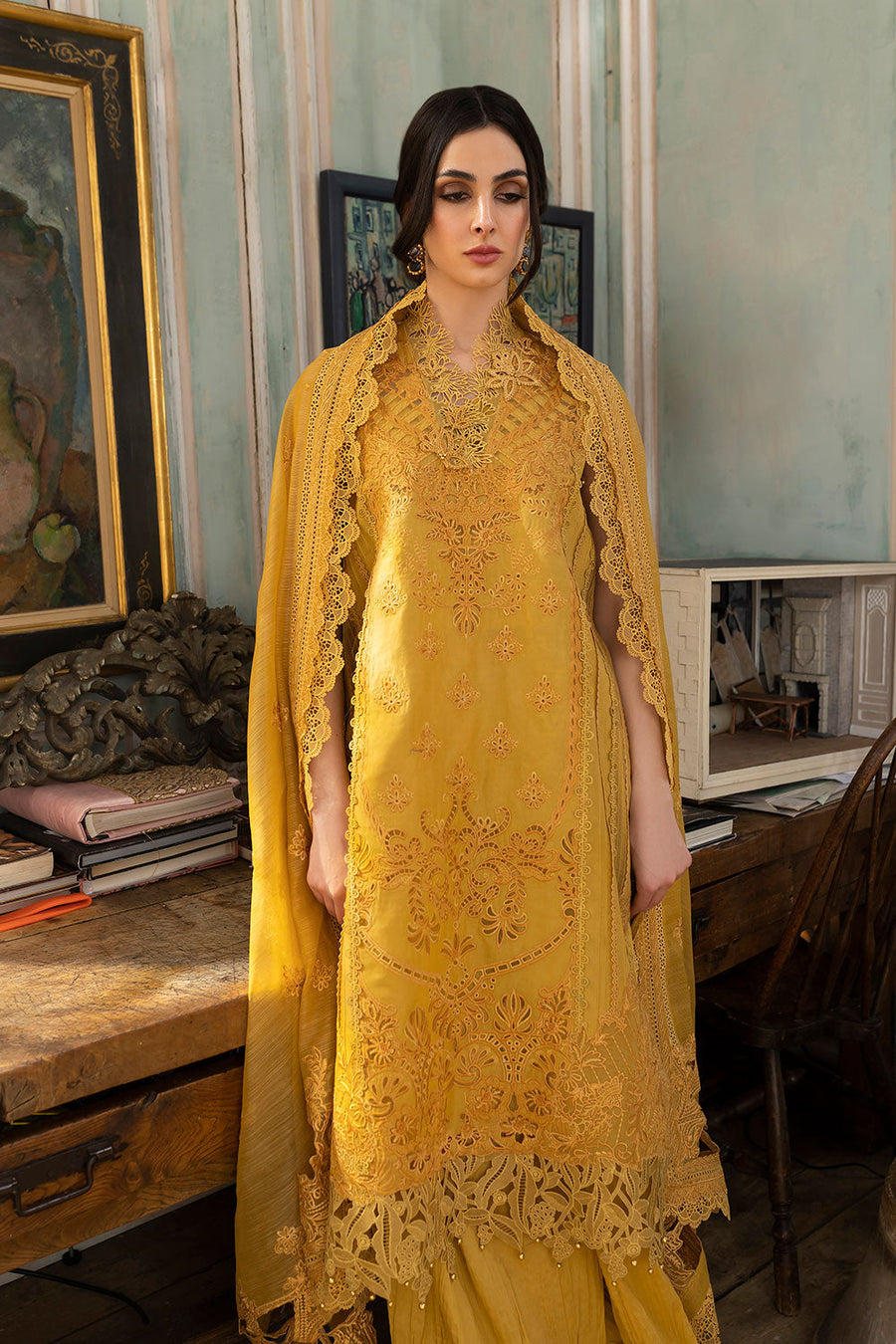 8A | Sobia Nazir | Luxury Lawn 2023
