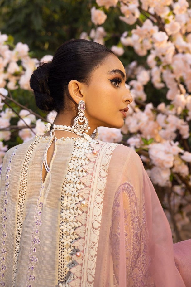 9A | Sana Safinaz | Luxury Lawn 2022