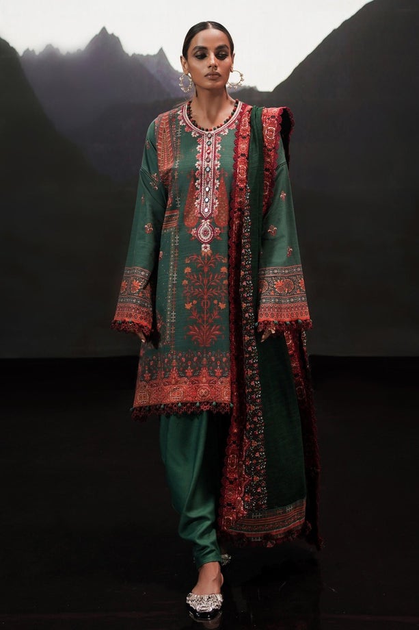 9B | Sana Safinaz | Mahay Winter Collection 2022