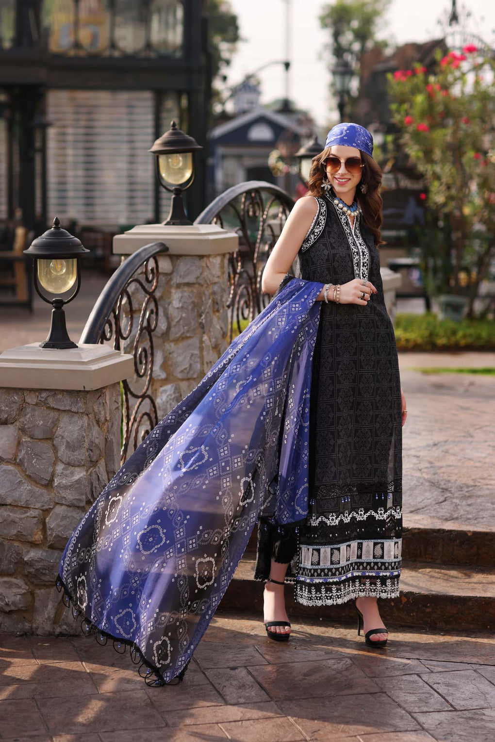 D5A | Noor | Luxe Printkari Lawn 2023