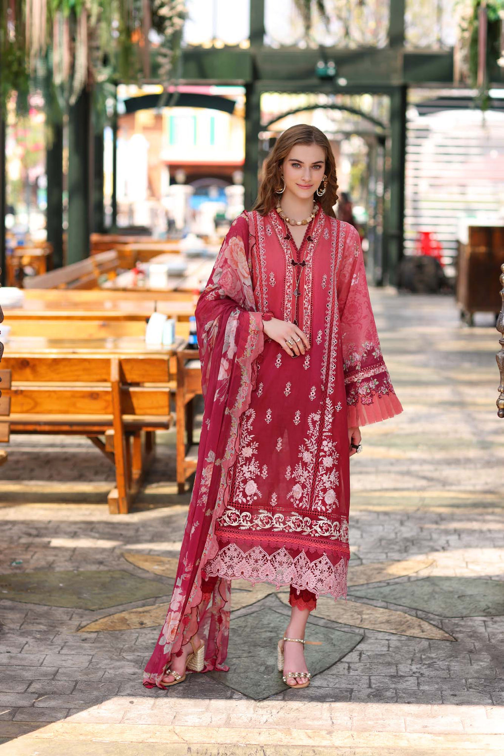 D8A | Noor | Luxe Printkari Lawn 2023