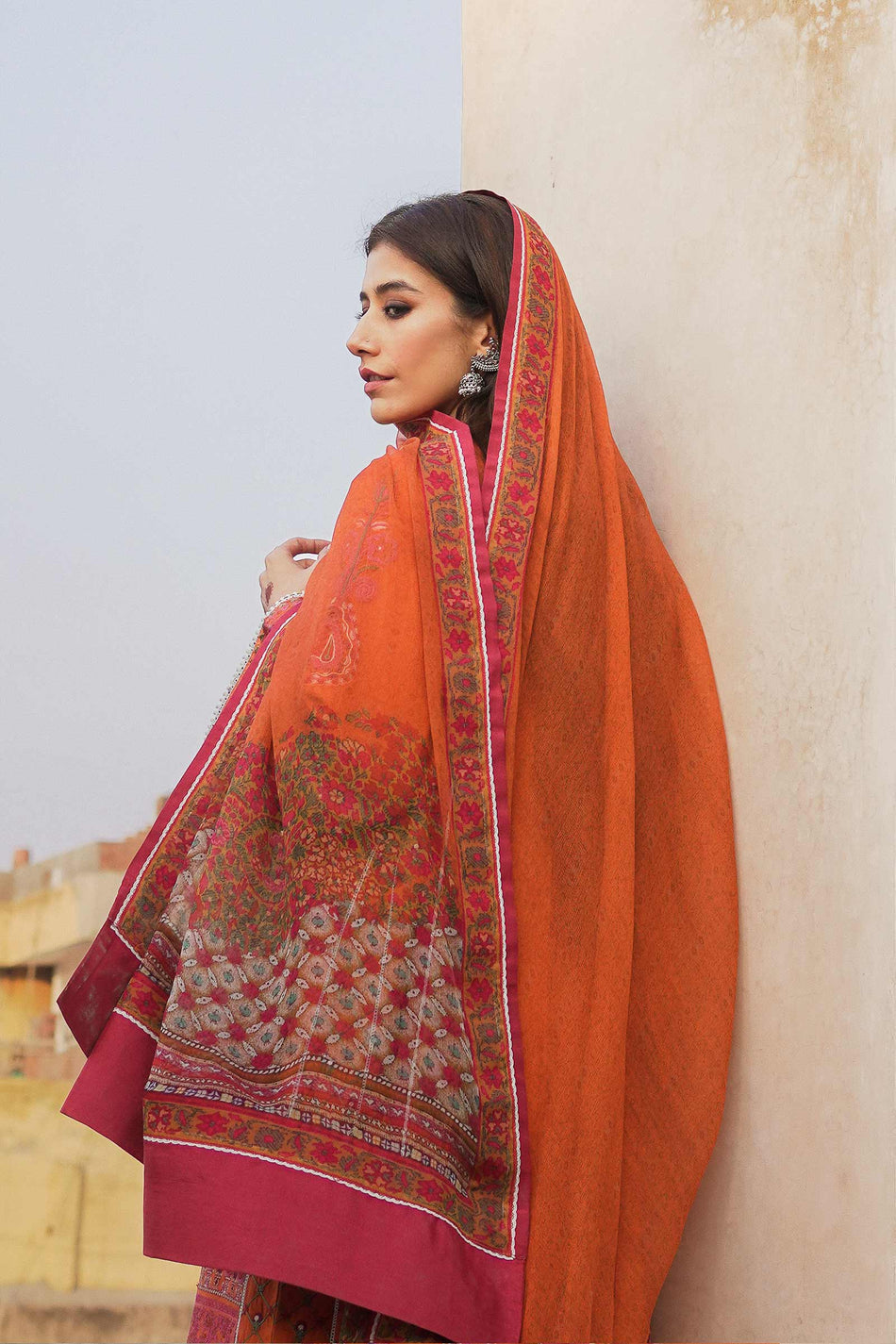Abroo - 13B | Zara Shahjahan | Eid Luxury Lawn 2022