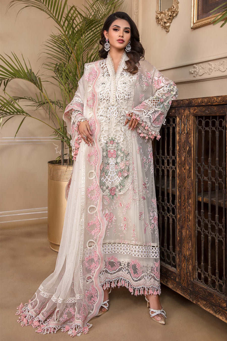 Off White BD-2604 | Maria B | Mbroidered | Eid Heritage Collection 23