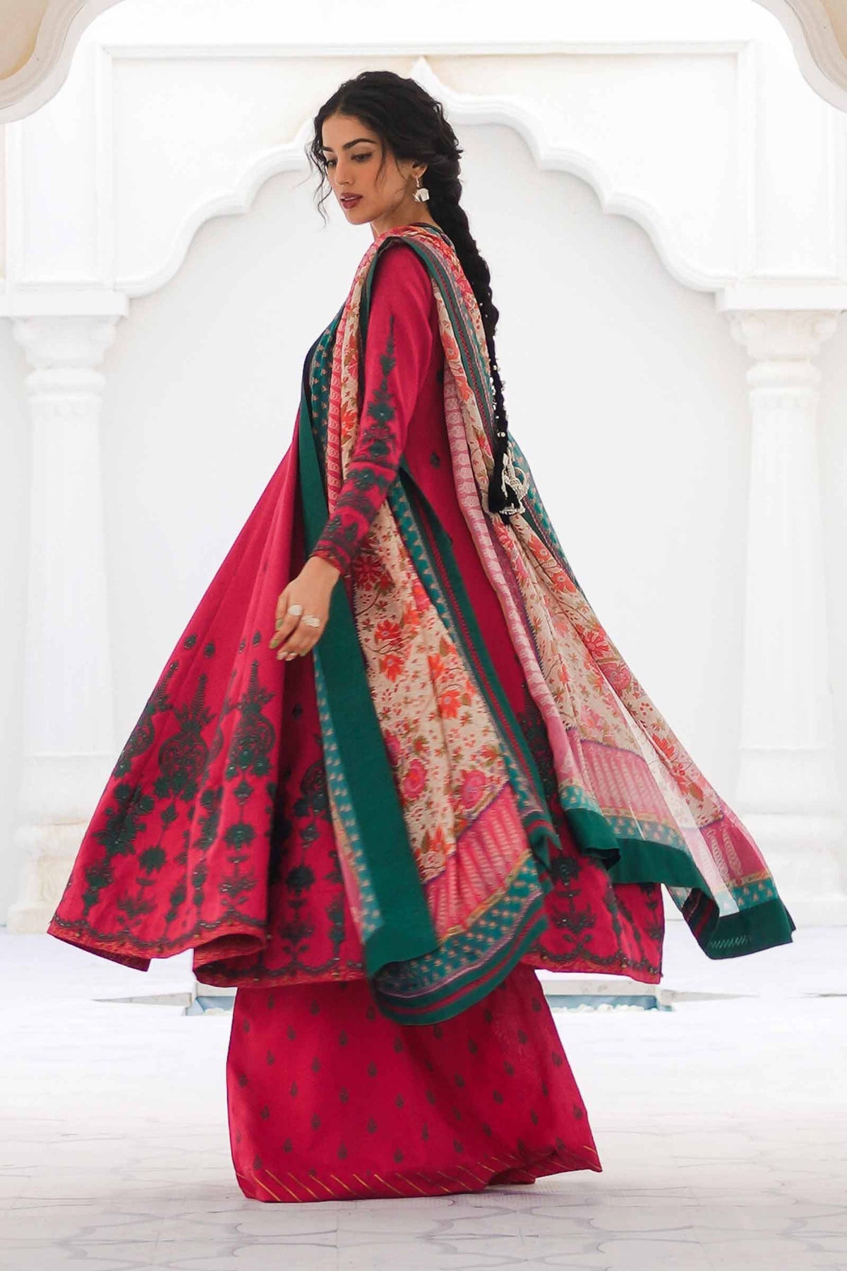 10B | Zara Shahjahan | Spring Summer Lawn 2023