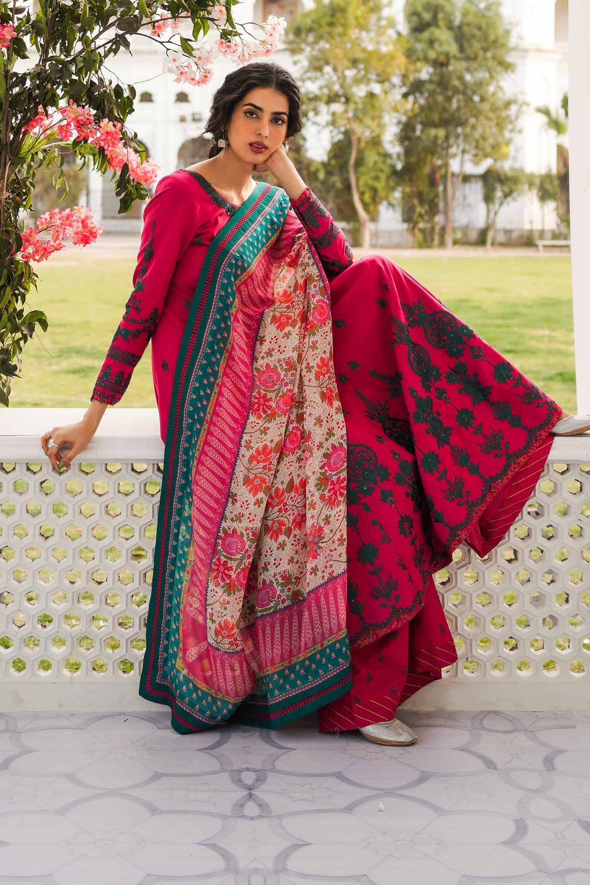 10B | Zara Shahjahan | Spring Summer Lawn 2023