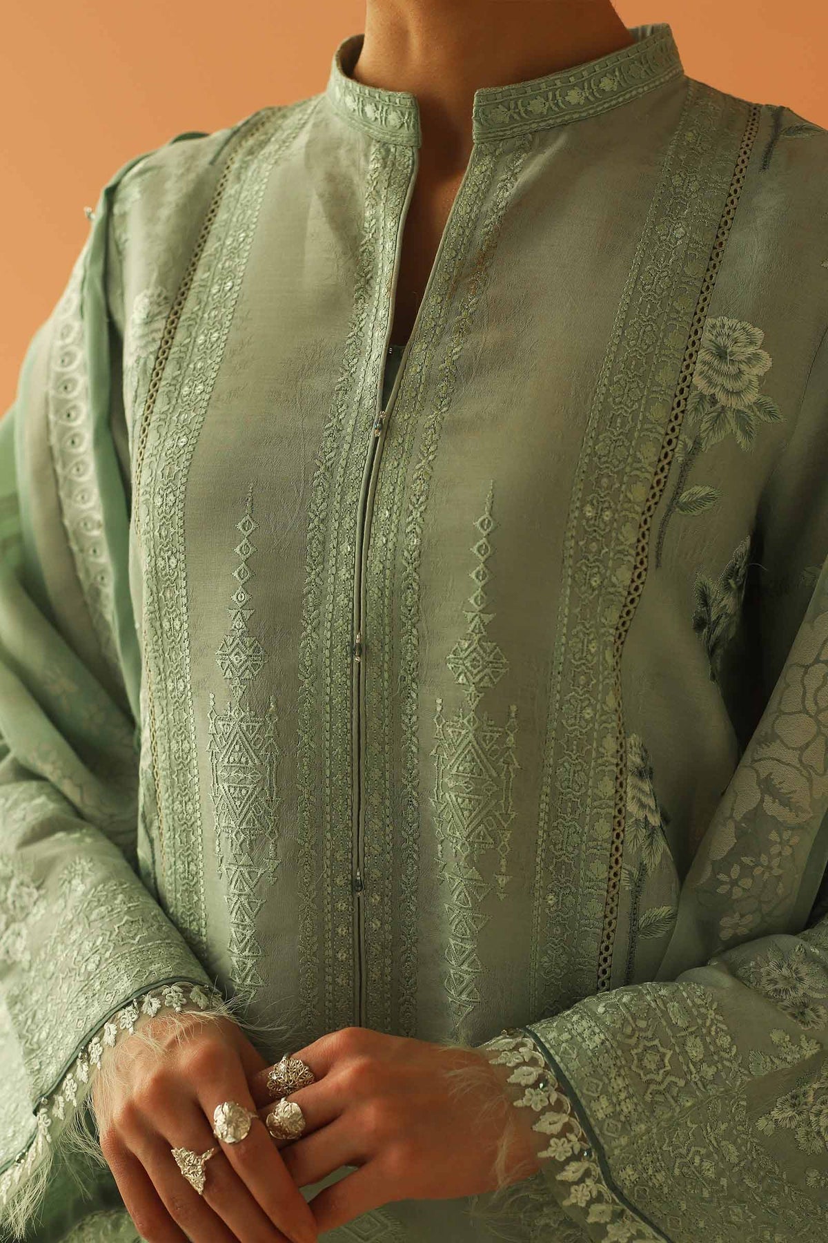 13B | Zara Shahjahan | Spring Summer Lawn 2023