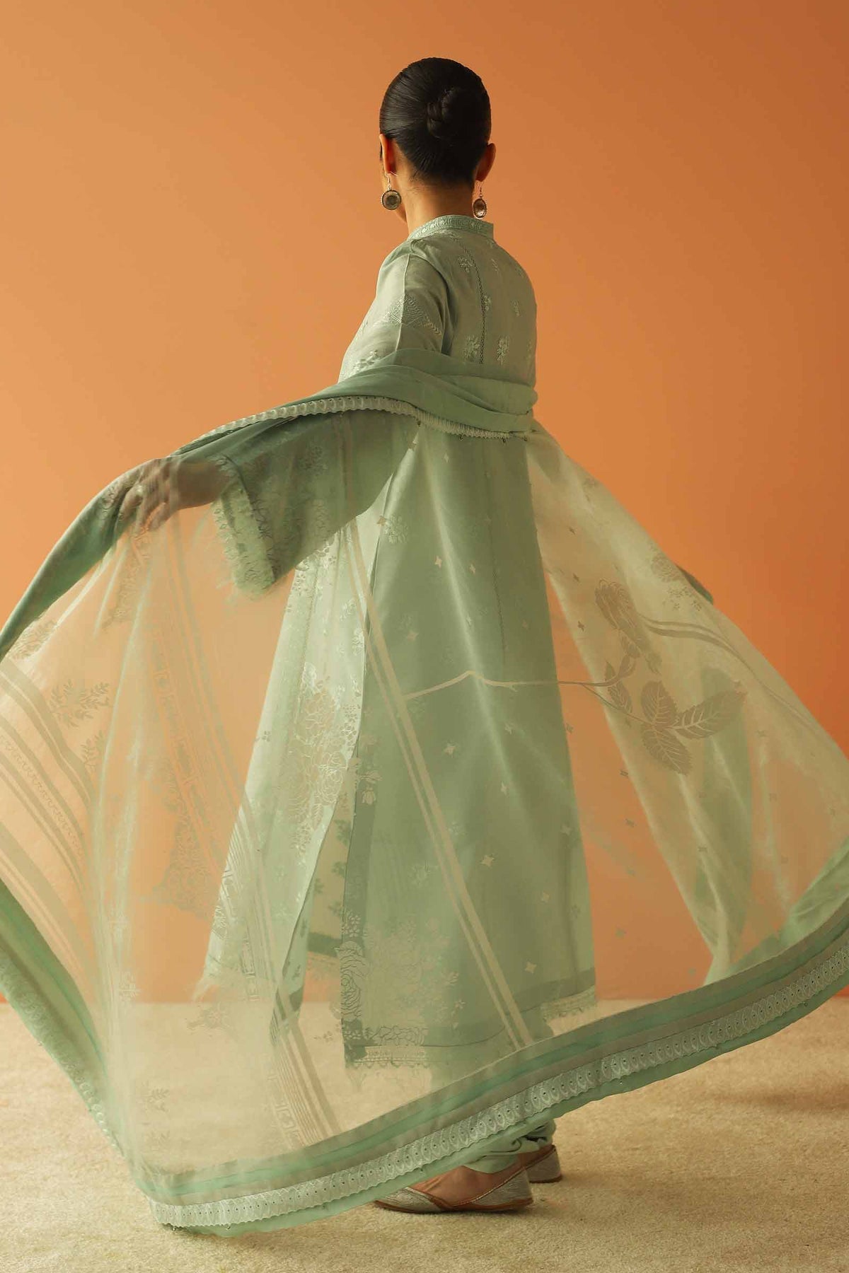 13B | Zara Shahjahan | Spring Summer Lawn 2023