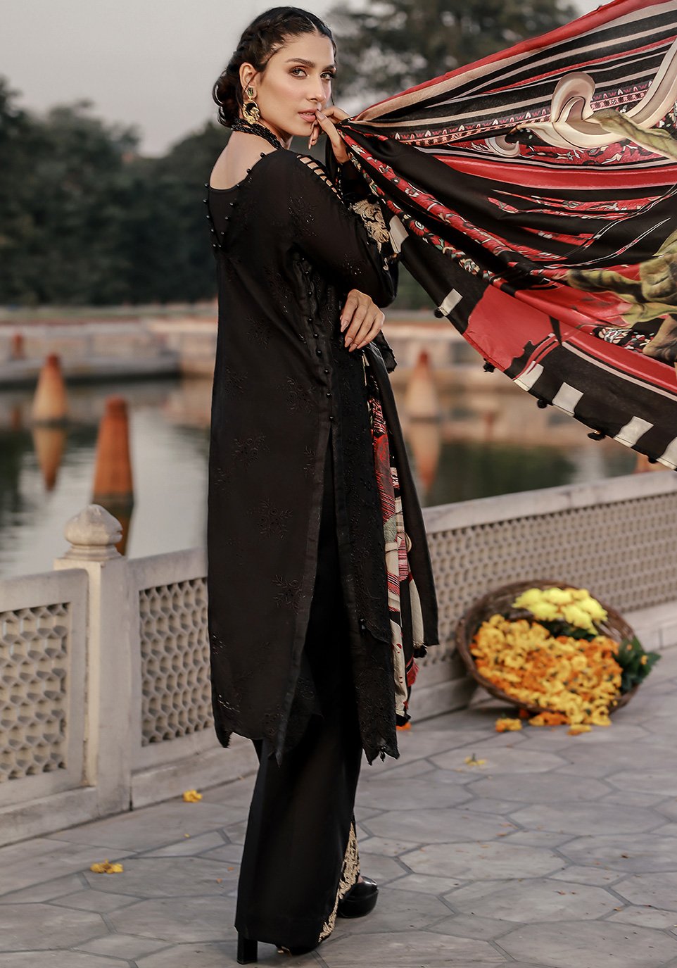 EPL 6 - Midnight  Aurum | Elaf Festive Collection 2021
