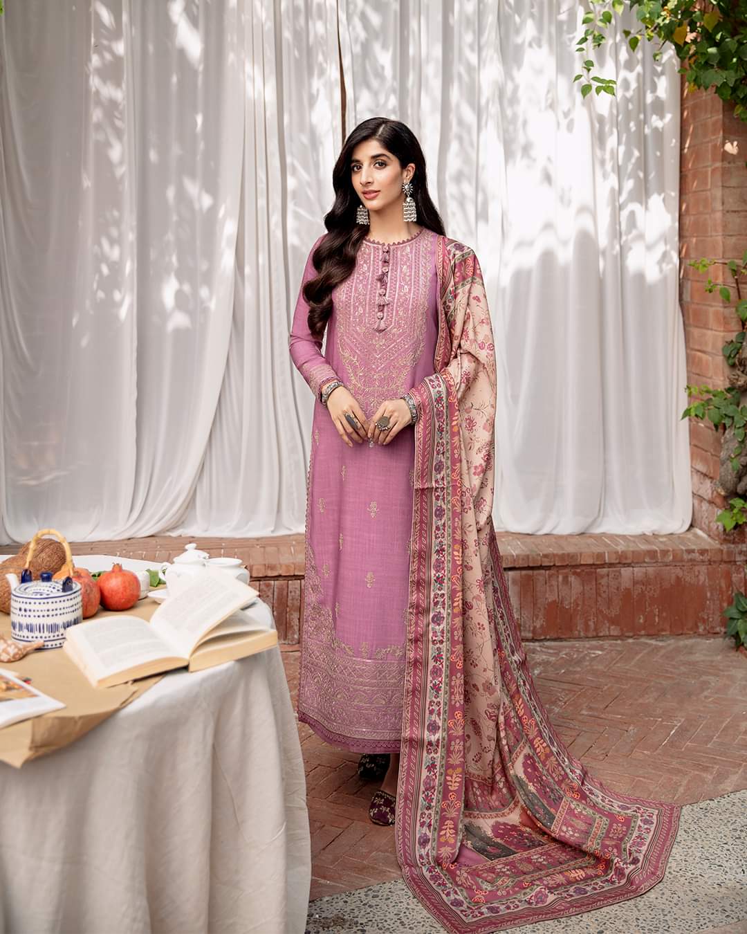 AJW-17 | Asim Jofa | Mawra & Ayeza Edit | Asra Winter Printed Shawl Collection 2022