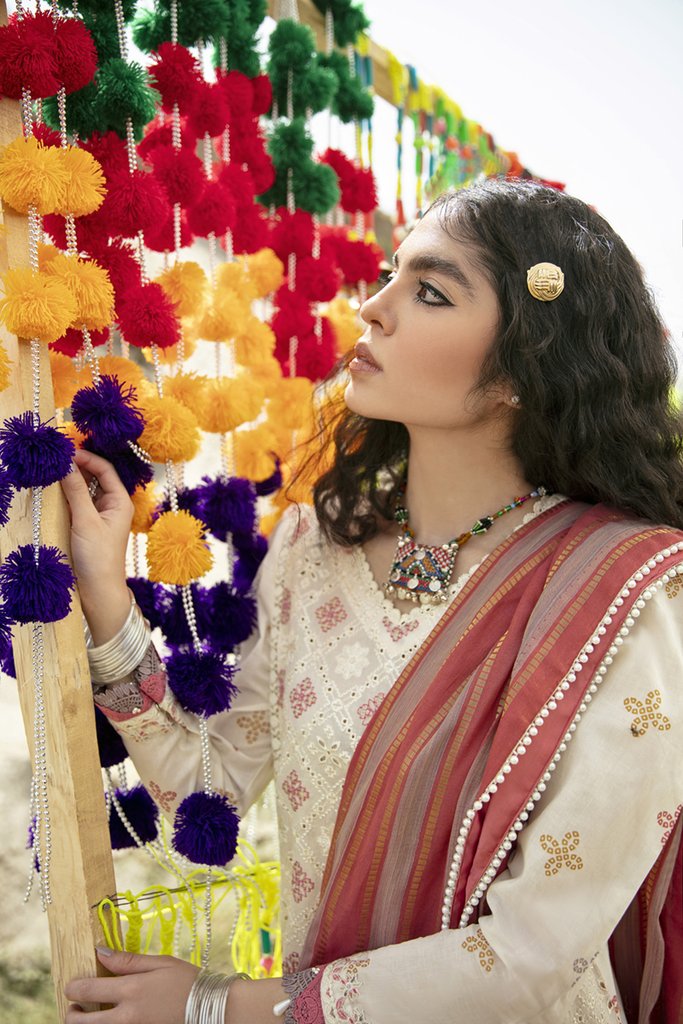 EE 06 | Qalamkar | Q line Lawn Collection'21
