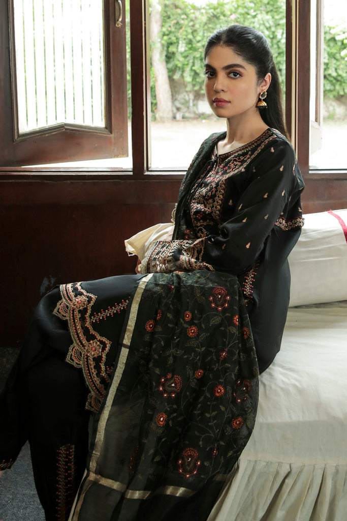 AQ-01 ZAREEN | Qalamkar | Qline Dastak Lawn Collection 2022