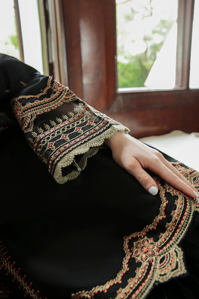 AQ-01 ZAREEN | Qalamkar | Qline Dastak Lawn Collection 2022