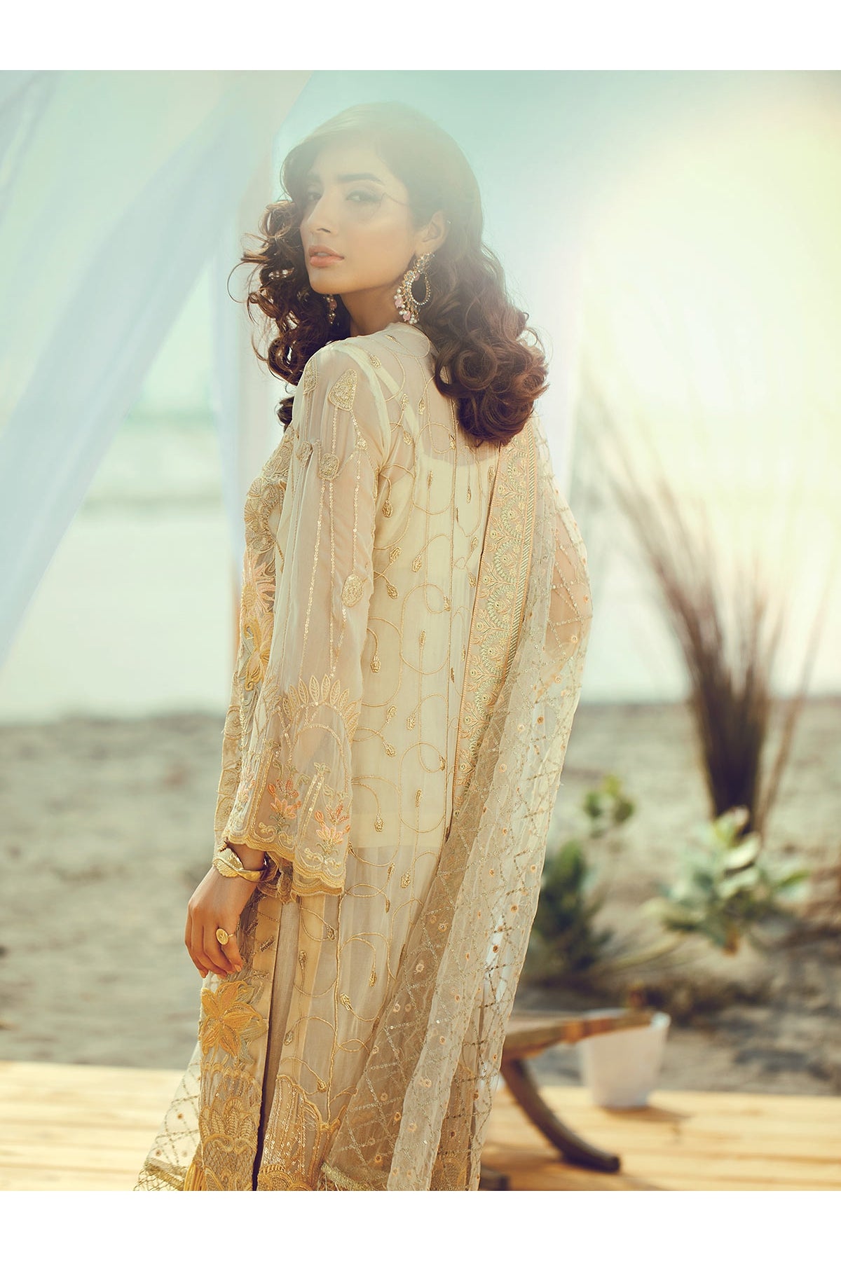 Lucent 03 (Rajbari - Luxia Formal Collection)