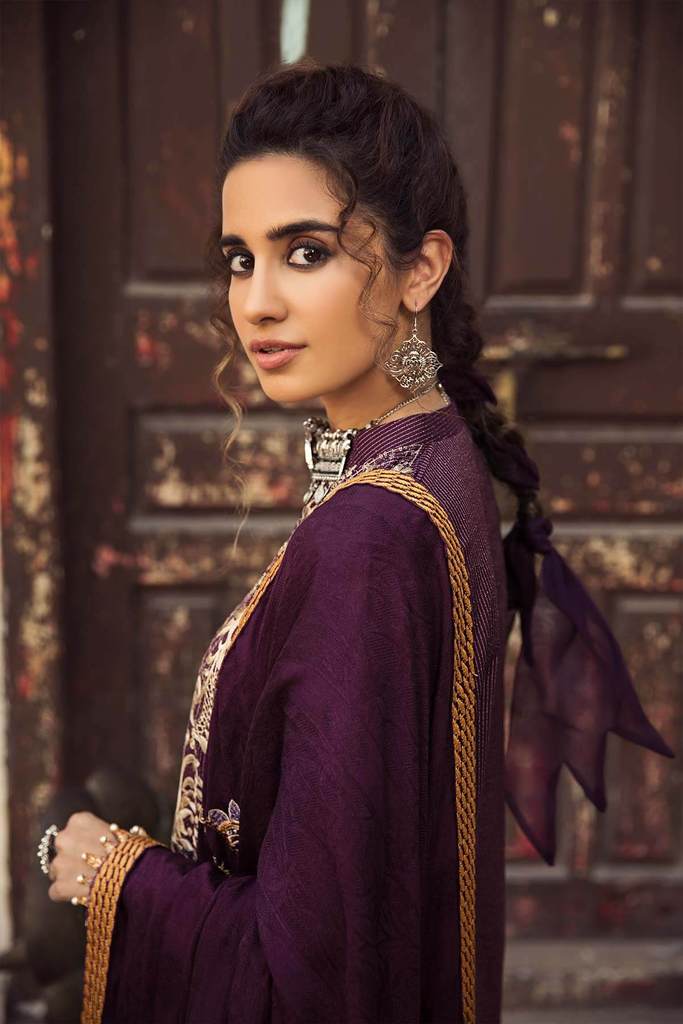 Plumburn MSK 02 | Charizma | Signature | Masakali Fall'20 | Embroidered Premium Shawl Collection