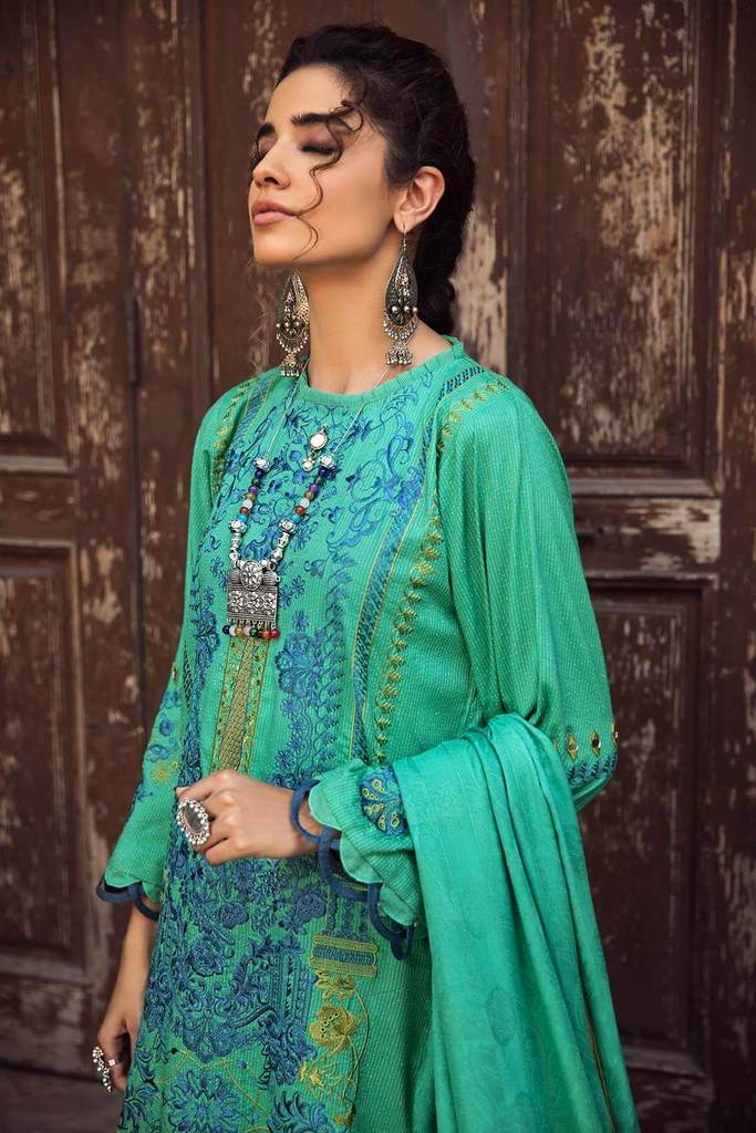 Watery Willow MSK 11 | Charizma | Signature | Masakali Fall'20 | Embroidered Premium Shawl Collection