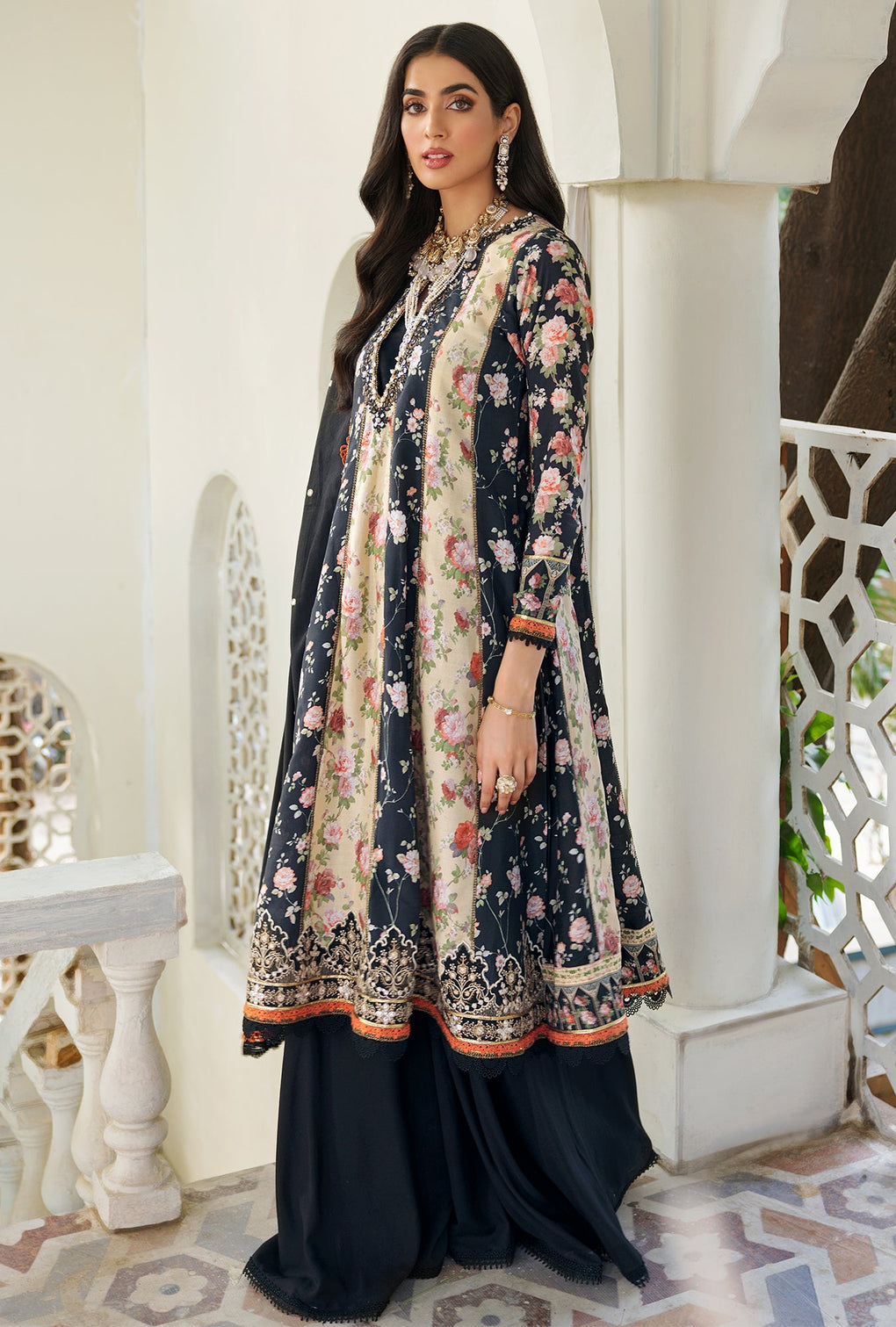 D5 - B - AROMA | Noor | Embroidered Prints Woolen Shawl Collection 2022