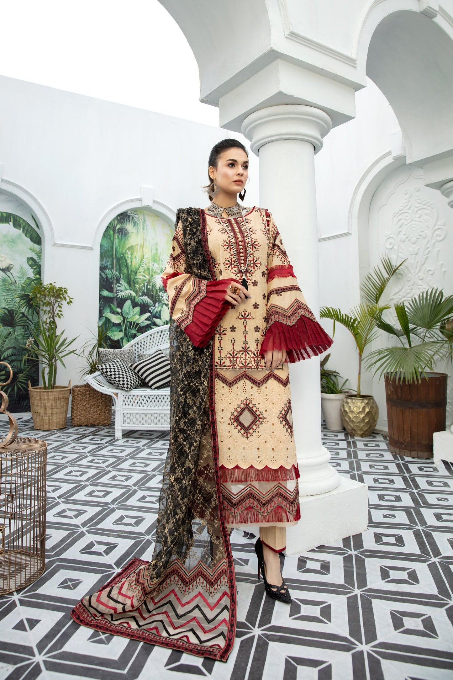 Ethnic Looks | Adan's Libas | Digital Printed And Embroidered Schiffli Lawn