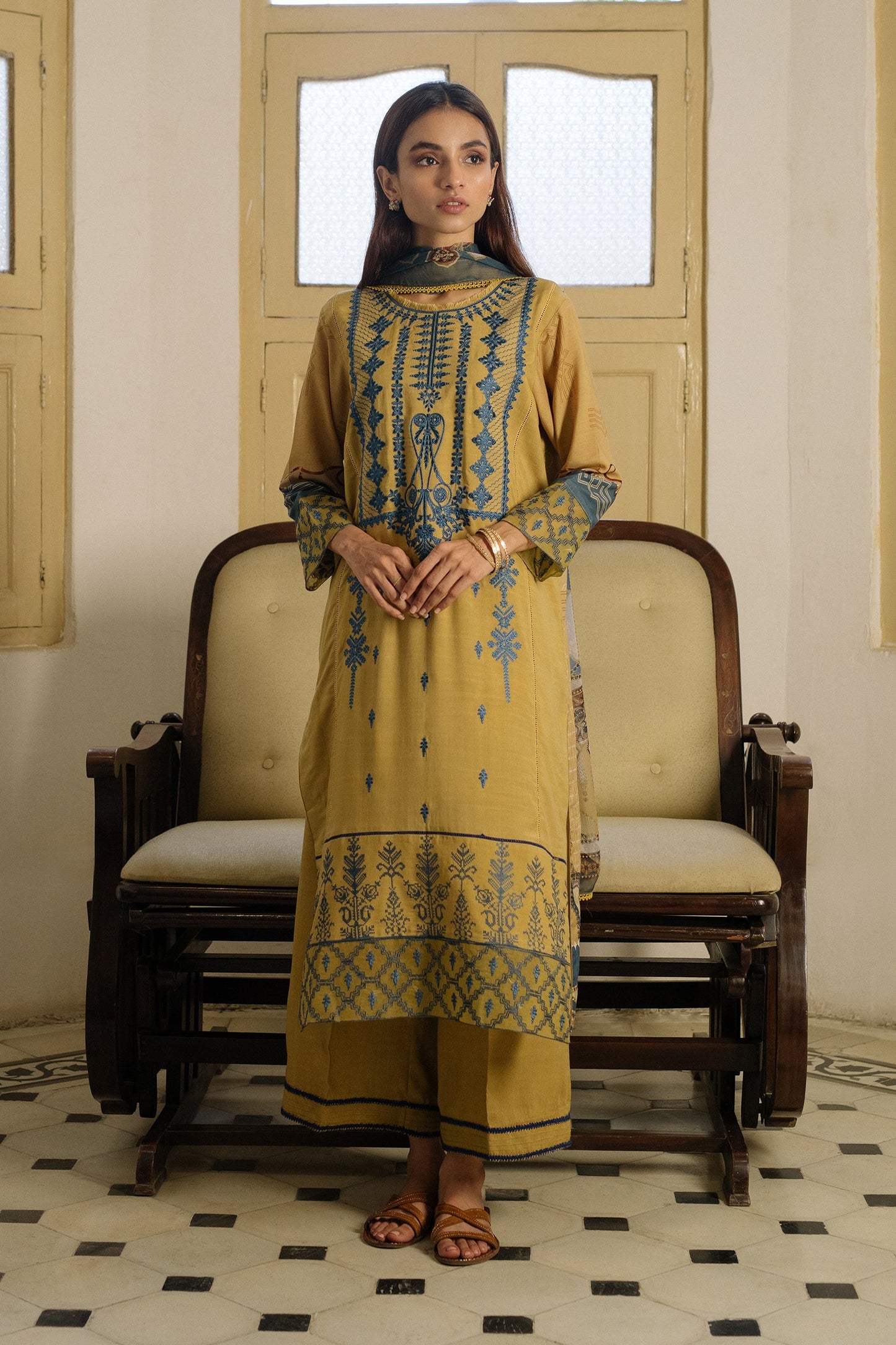 QLA-07 (Qalamkar - Qline Linen Collection 2019)