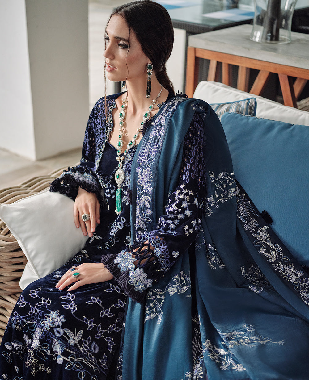 Kenali | Republic Womenswear | Danayah Winter Collection 2022