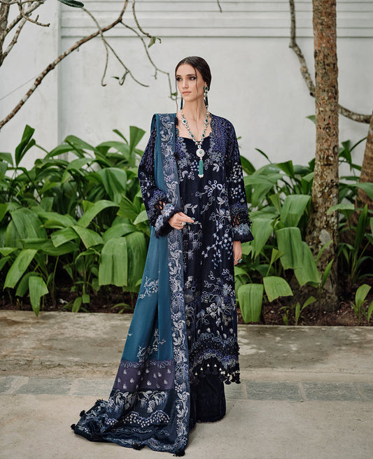 Kenali | Republic Womenswear | Danayah Winter Collection 2022