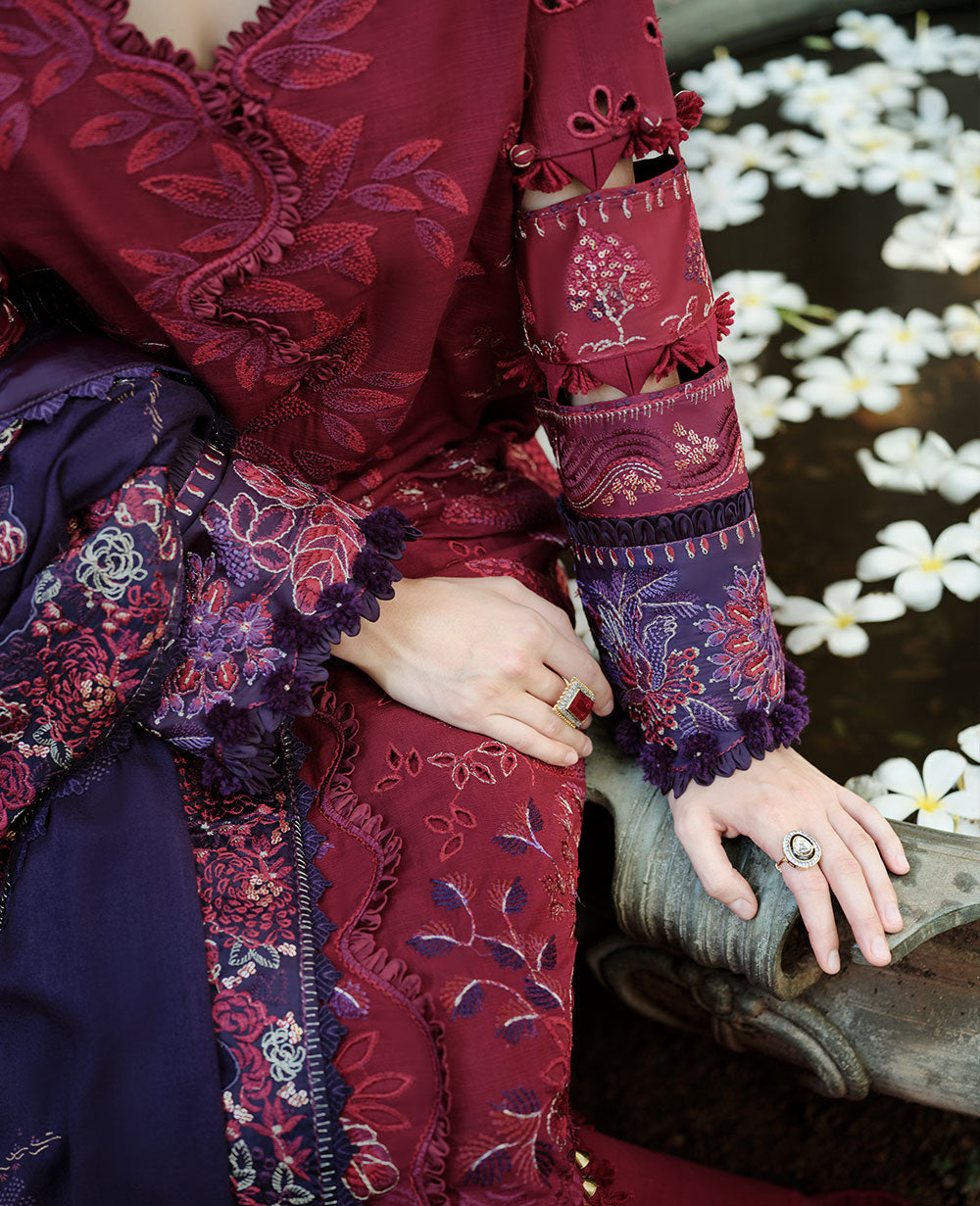 Ehala Ehala | Republic Womenswear | Danayah Winter Collection 2022 – Ayat B ...