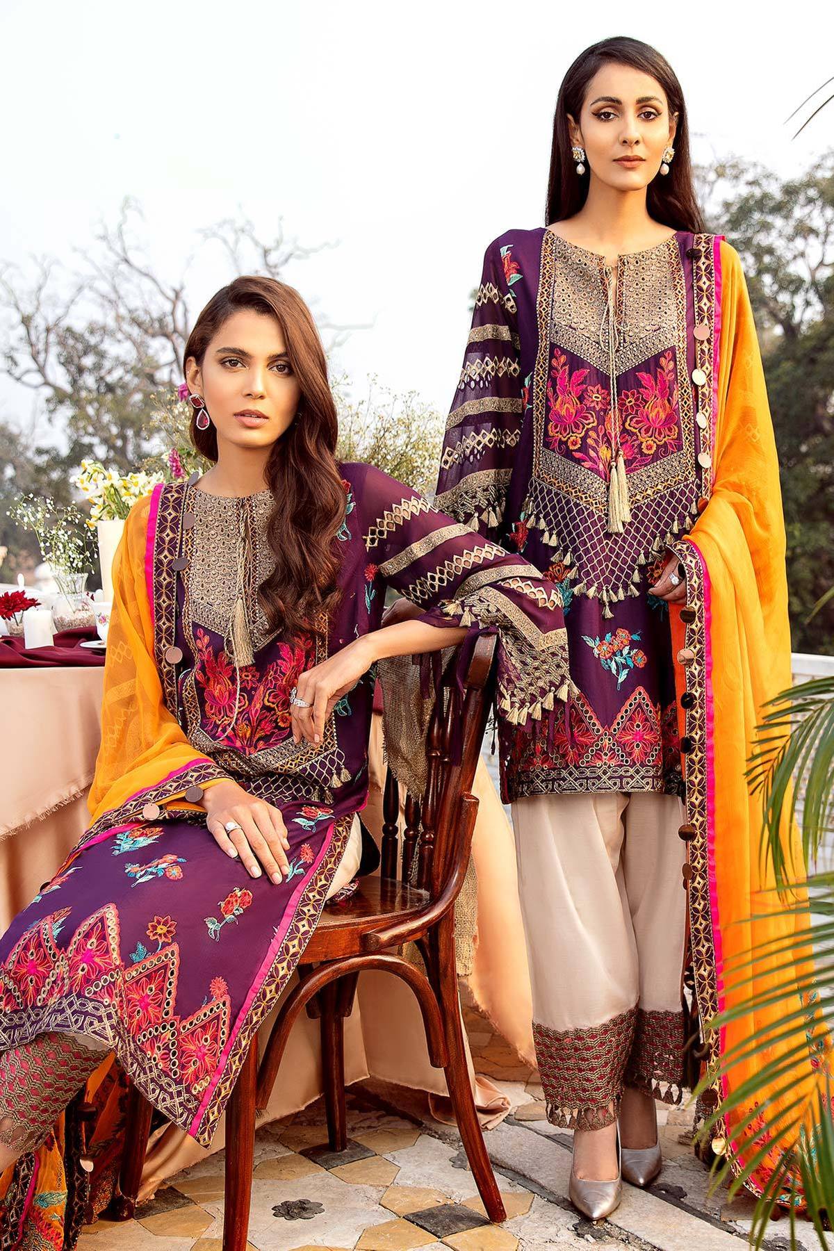 Signature Lawn SS-04 | House of Charizma | Spring Summer Embroidered Lawn 2020