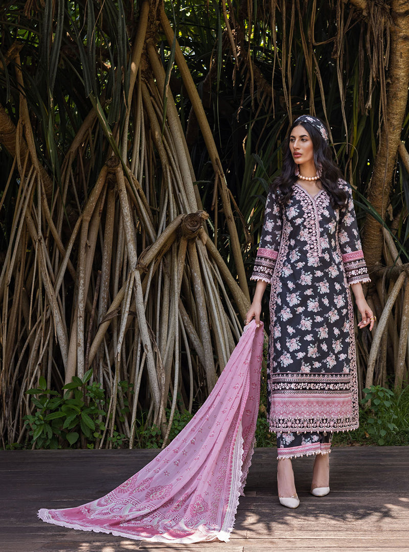 Blush Blossoms - 10A | Zainab Chottani | Tahra Lawn 2022