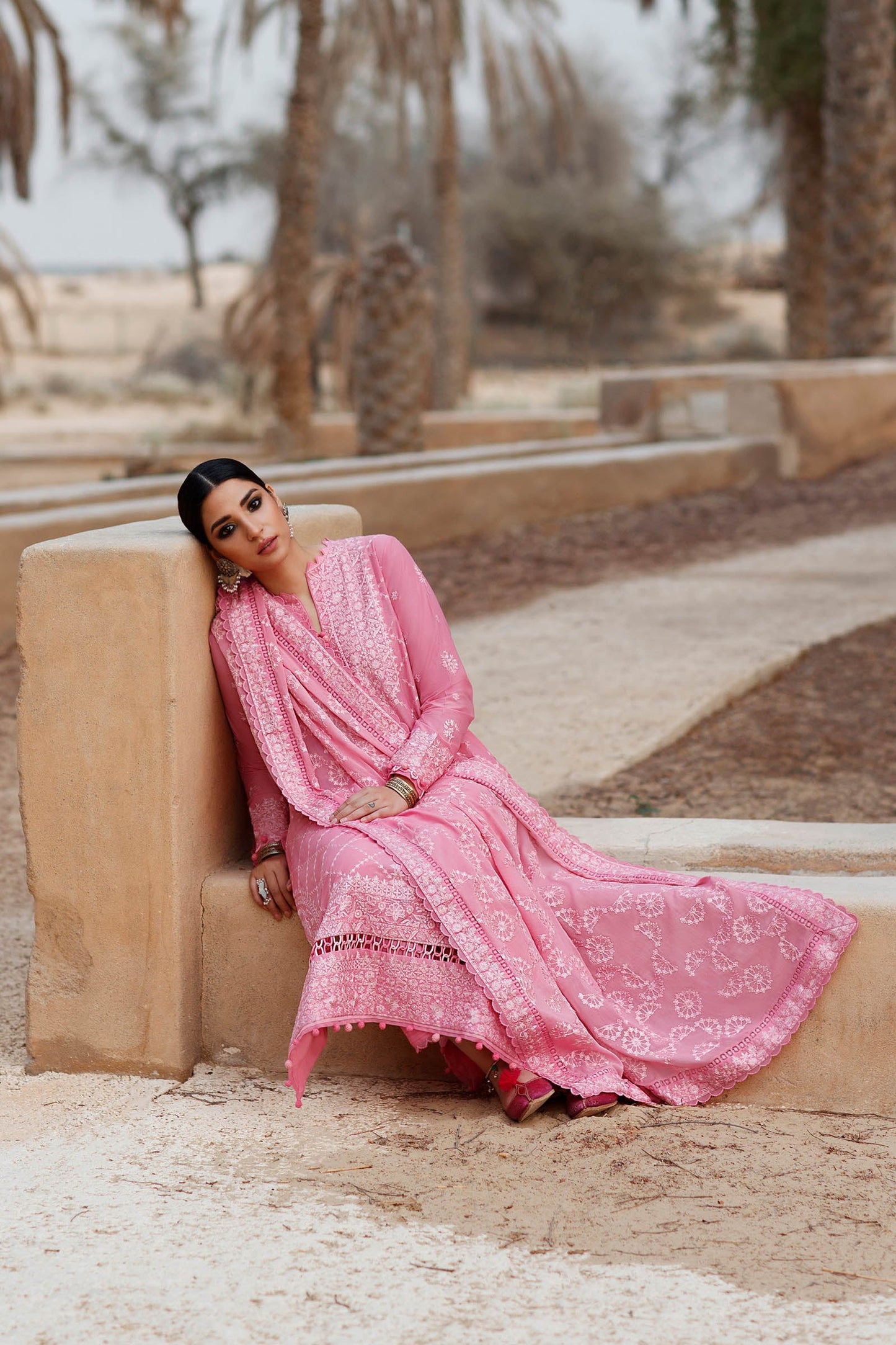 ROZHIN (ZL22-12 B) | Zaha | Lawn Volume 1 2022