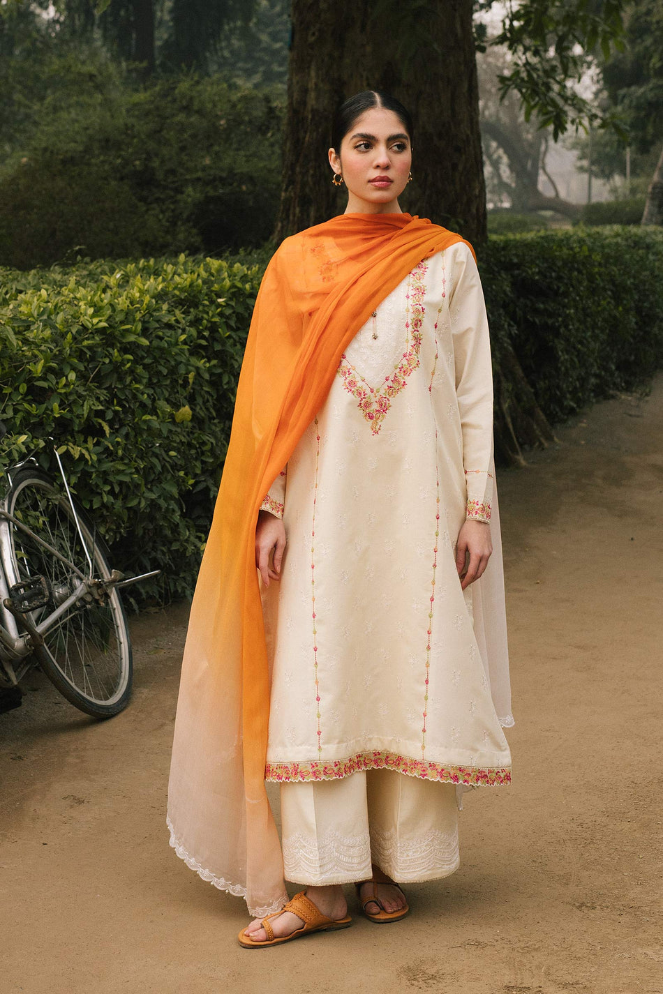 Z22 - 8B | Coco By Zara Shahjahan | Spring summer Lawn Collection 2022