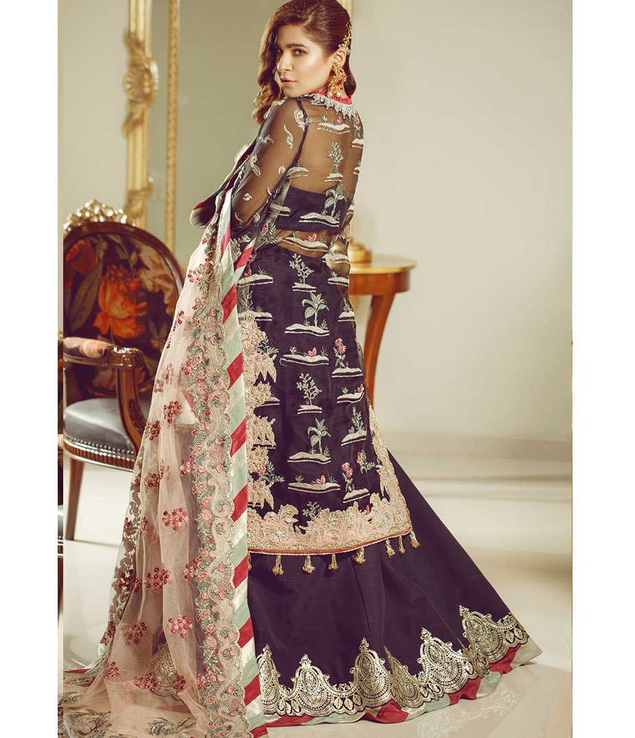 Nur (Maryam Hussain - Luxury Wedding Collection 2019)