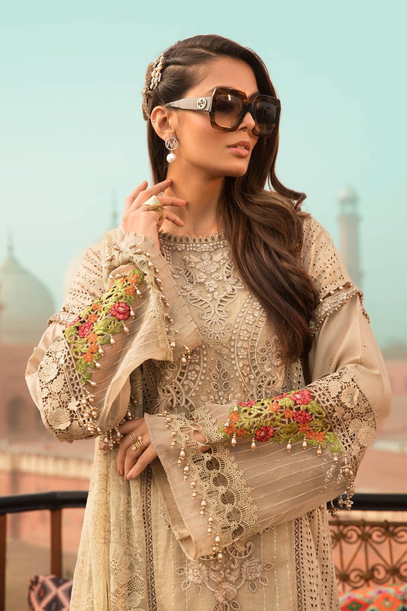 D22-11-B | Maria B | Unstitched Luxury Lawn Collection 2022