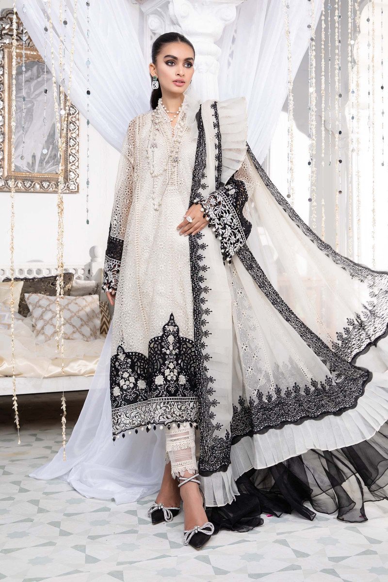 EL - 22 - 05 - Offwhite and Black | Maria B | Eid Lawn Collection 2022