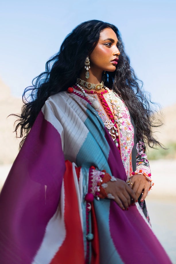 14B | Sana Safinaz | Luxury Lawn 2023